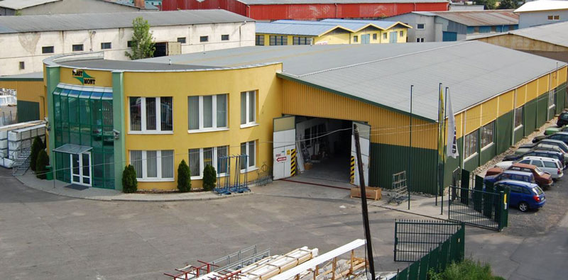 Výrobná hala na výrobu okien Lučenec, firma Plastmont
